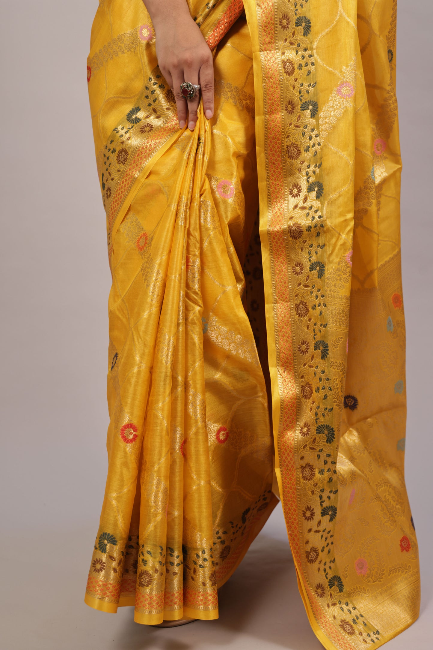 Sunshine Elegance: Mustard Yellow Tusser Silk Saree - Luxurious Drape