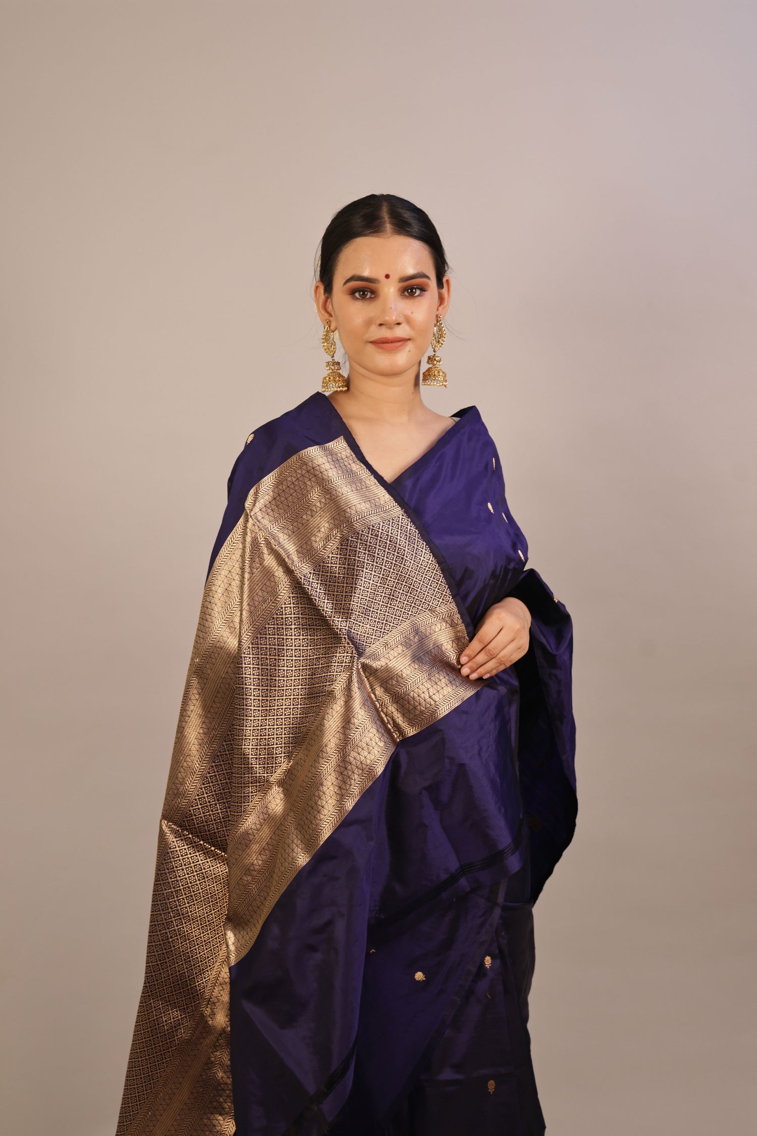 Navy Opulence: Banarasi Katan Silk Saree - Luxury Redefined