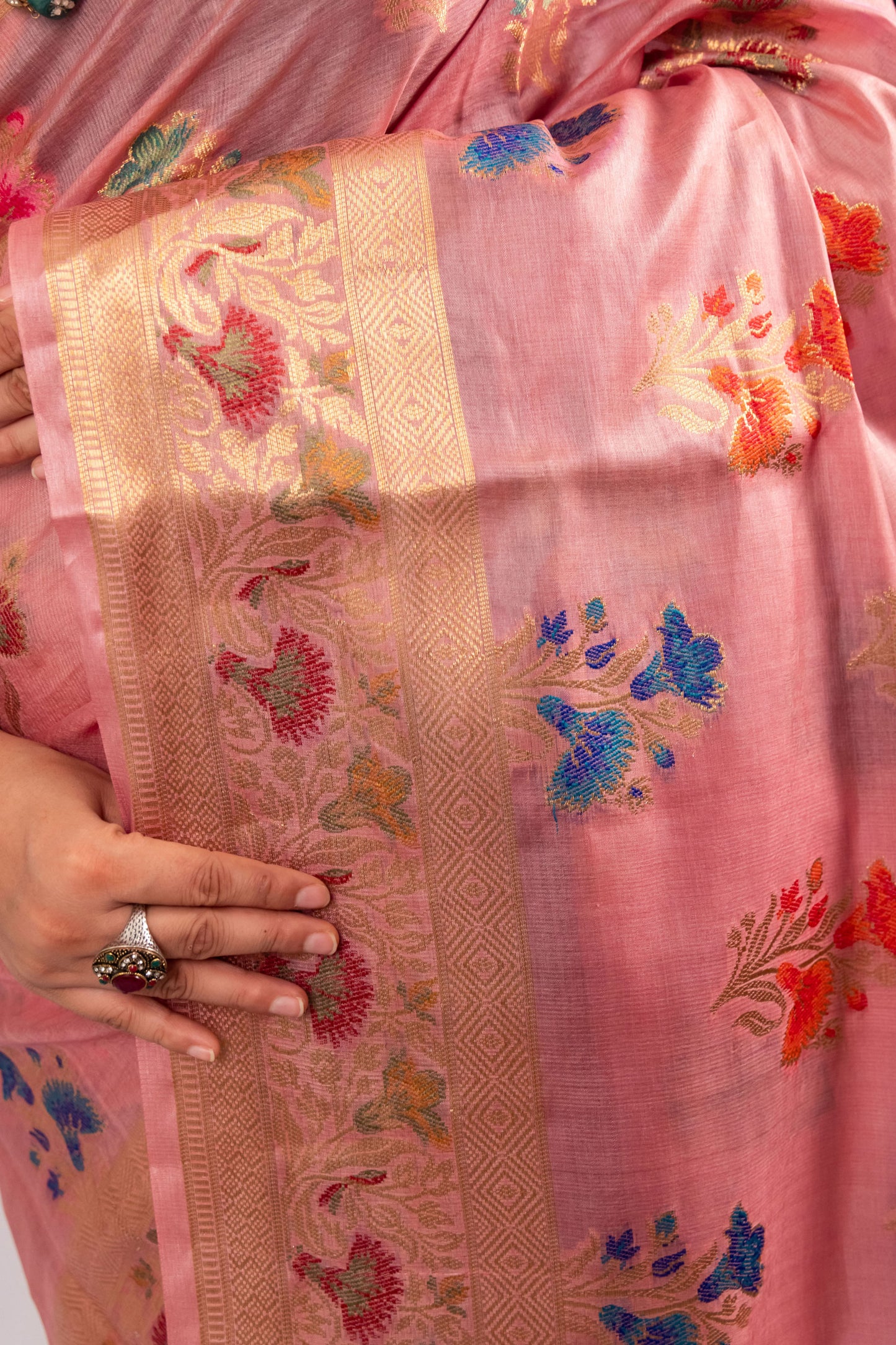 Stunning Blush: Pinkish Tusser Silk Saree - Luxurious Drape for Every Occasion