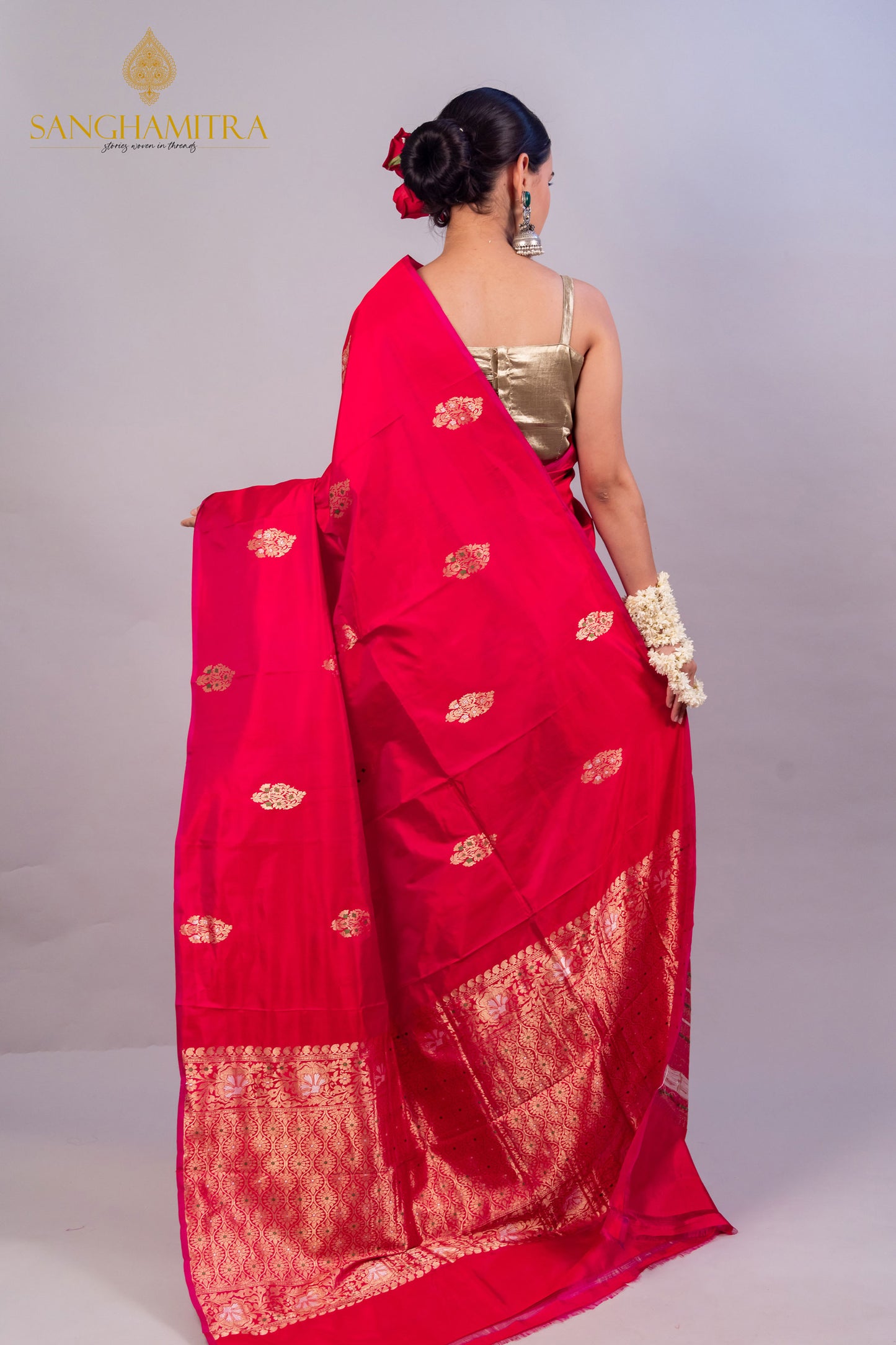 "Exquisite Red Katan Silk Handloom Saree - Traditional Elegance & Luxury"