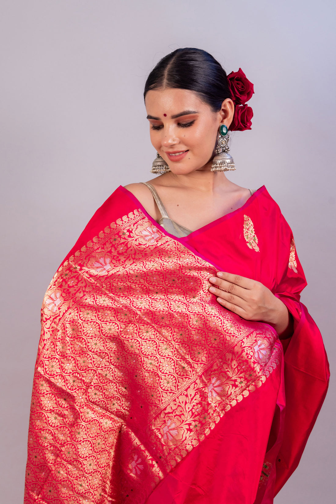 &quot;Exquisite Red Katan Silk Handloom Saree - Traditional Elegance &amp; Luxury&quot;